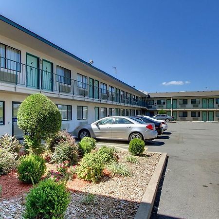 Rodeway Inn Fort Smith I-540 Екстер'єр фото