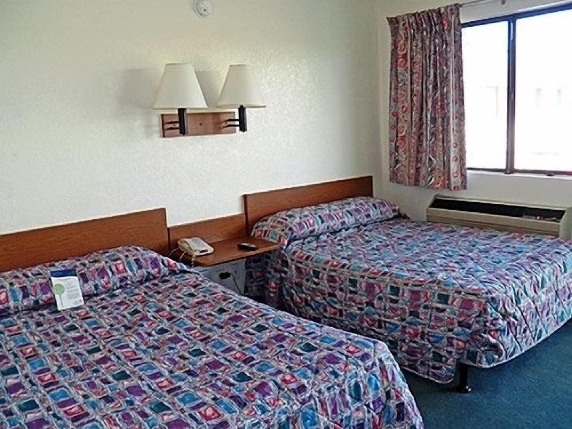 Rodeway Inn Fort Smith I-540 Екстер'єр фото