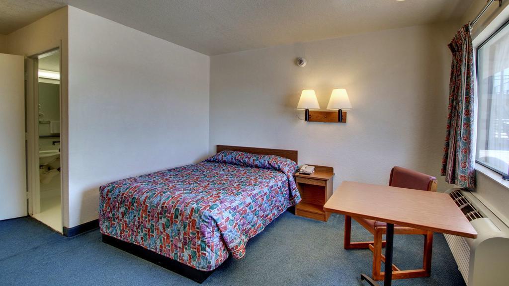 Rodeway Inn Fort Smith I-540 Екстер'єр фото