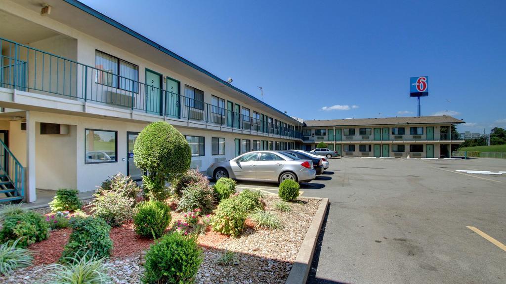 Rodeway Inn Fort Smith I-540 Екстер'єр фото